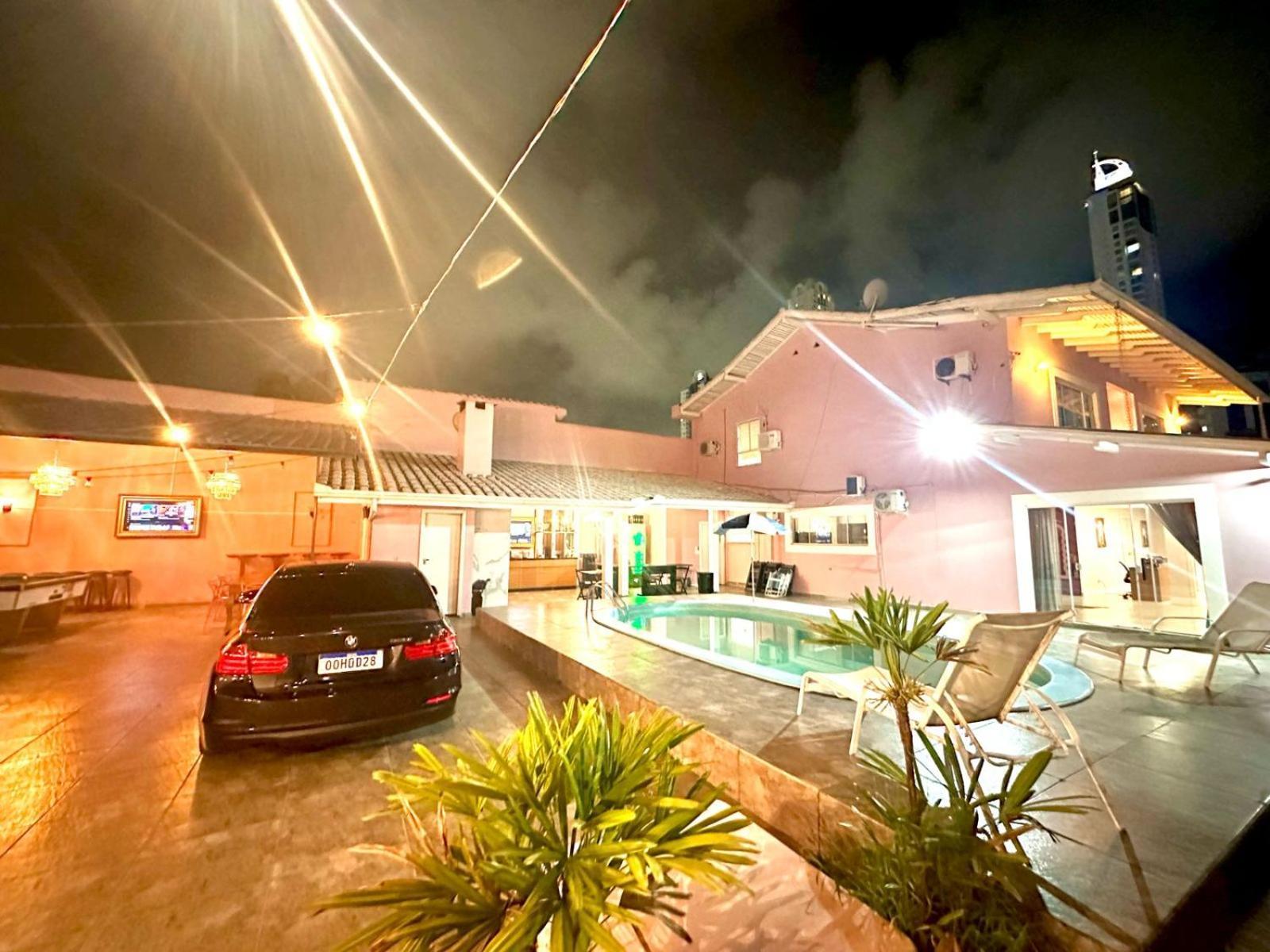 Casa / Pousada Penelope Balneario Camboriu